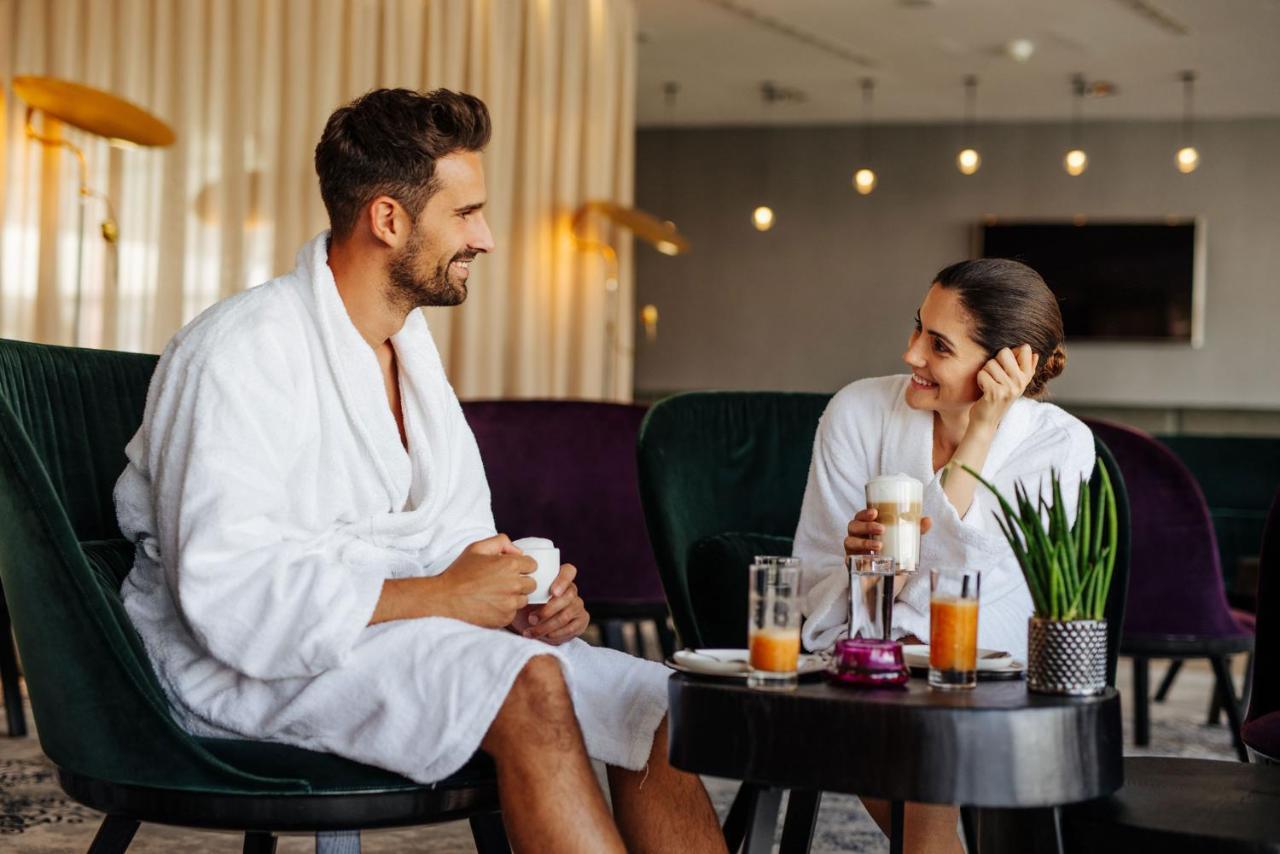 Thermenhotel Karawankenhof Villach Exteriör bild